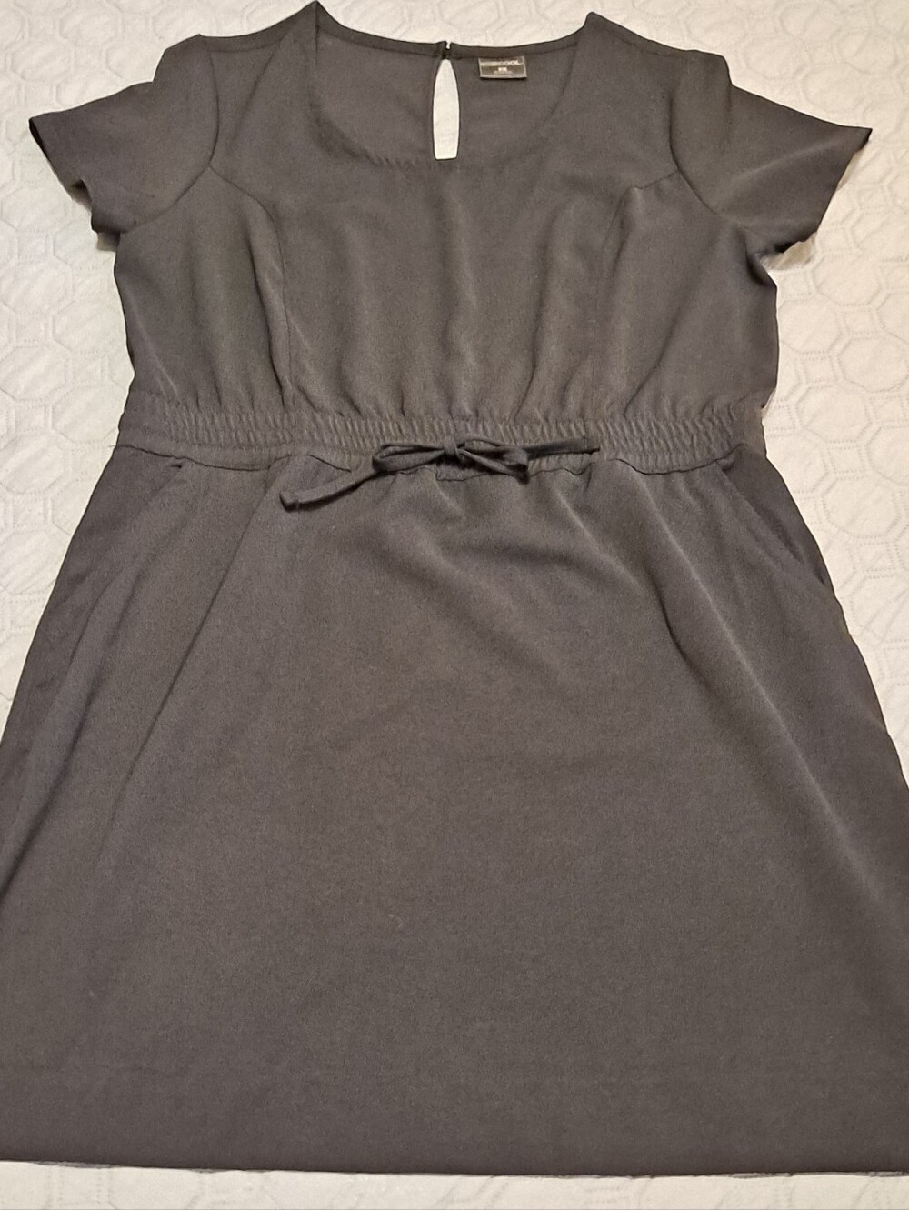 32° Classic Black Women's Short-Sleeve Dress Sz L